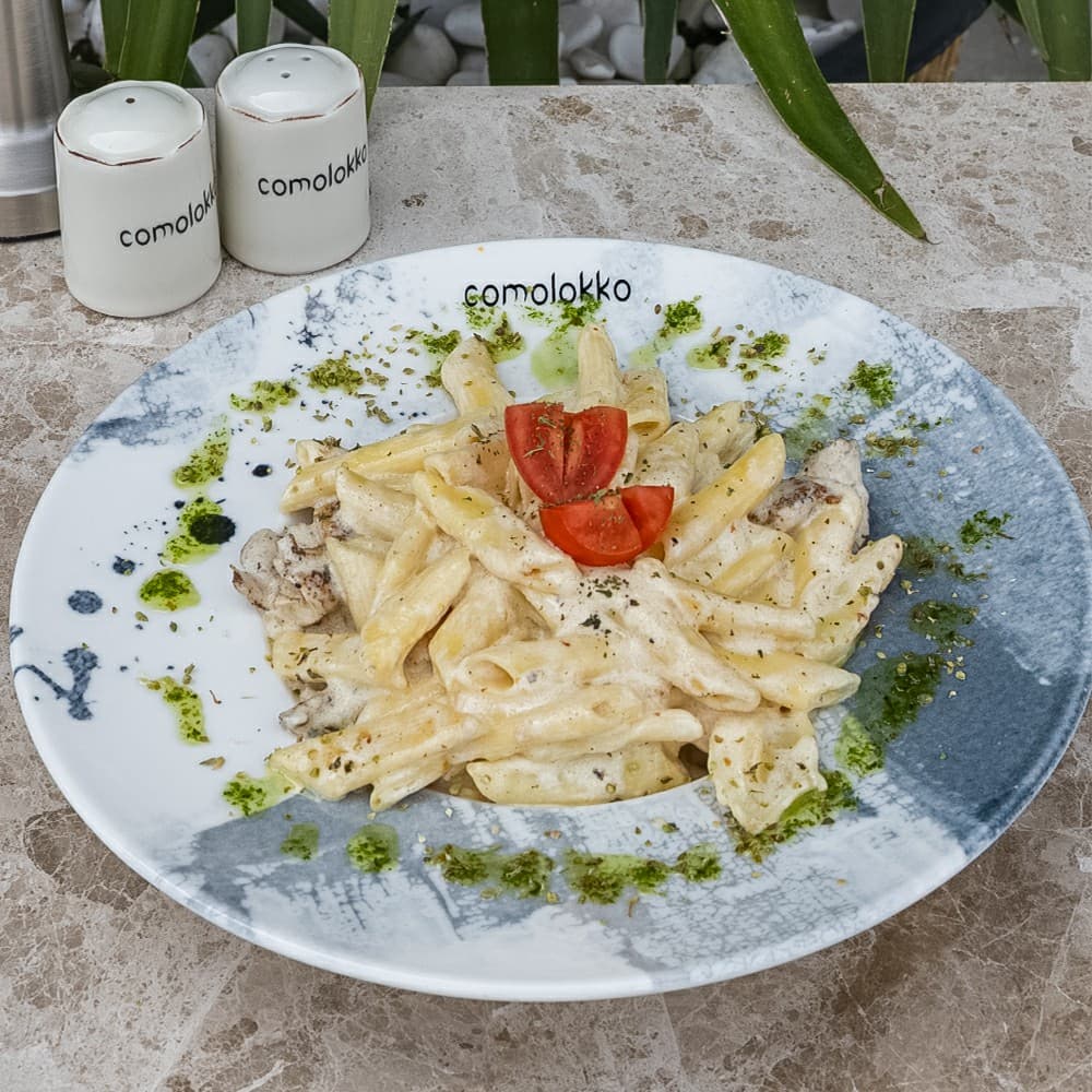 Kremalı Mantarlı Tavuklu Makarna